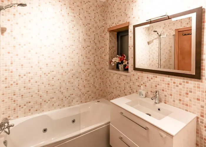 Apartment High Quality T2 In Smp